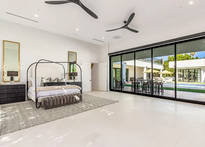 Holiday home Old Town Luxury - Heated Pool, Spa, Rooftop Deck, Sauna, Speakeasy Scottsdale