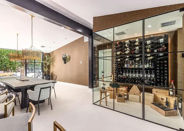 Holiday home Old Town Luxury - Heated Pool, Spa, Rooftop Deck, Sauna, Speakeasy Scottsdale